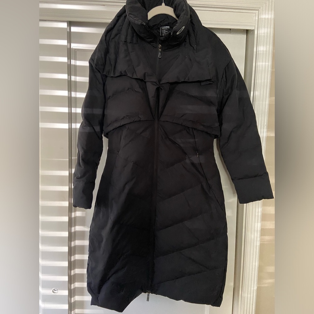 Curvaceous long insulated Oakley coat